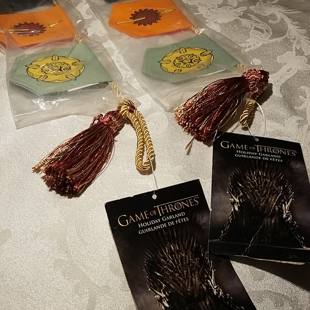 Game of Thrones Garland NWT